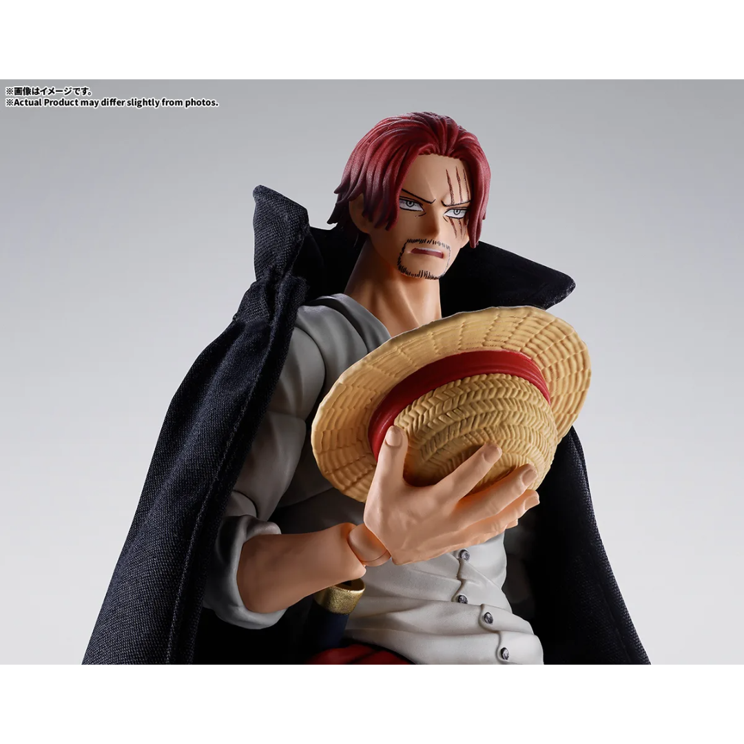 S.H.FIGUARTS ONE PIECE - SHANKS (MARINEFORD)