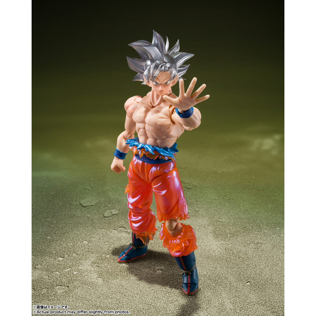 S.H.FIGUARTS DRAGON BALL SUPER - SON GOKU (ULTRA INSTINCT - BREAKING THROUGH THE LIMITS!) - Good Toys