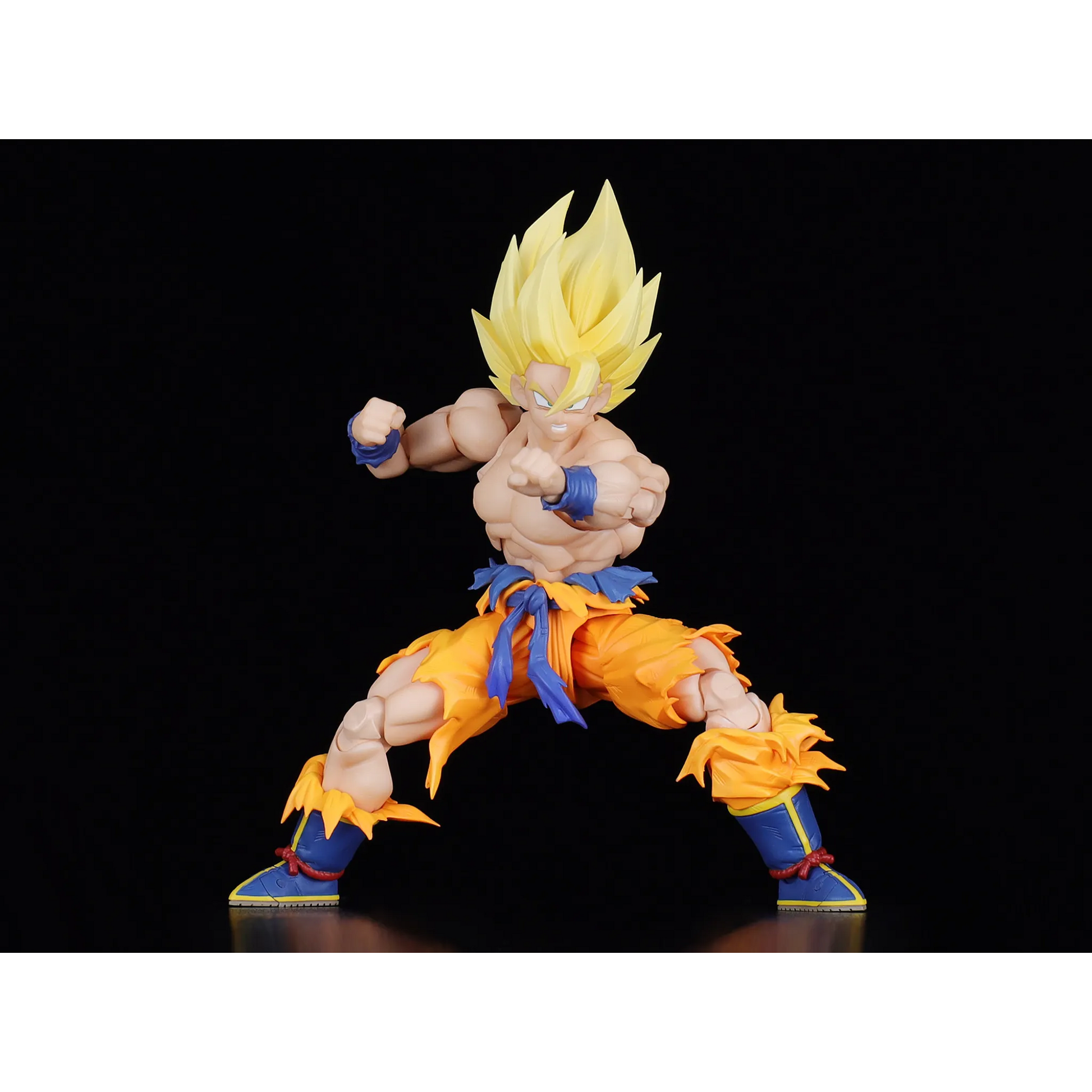 S.H.FIGUARTS DRAGON BALL - SUPER SAIYAN SON GOKU (LEGENDARY SUPER SAIYAN) - Good Toys